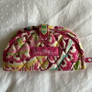 VERA BRADLEY PINK CAPRI QUILTED TRAVEL JEWELRY CASE.